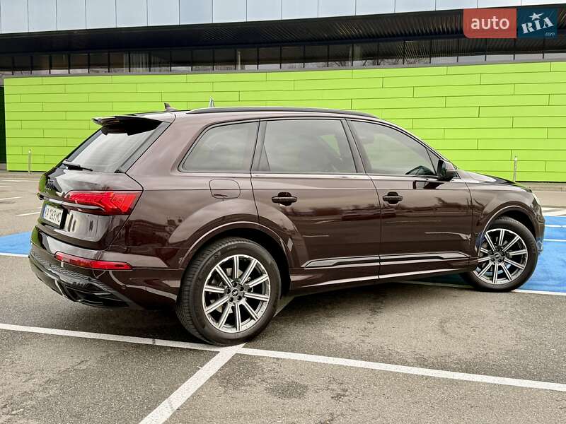 Внедорожник / Кроссовер Audi Q7 2022 в Киеве фото 13 Внедорожник / Кроссовер Audi Q7 2022 в Киеве