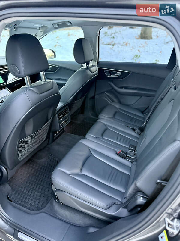 Внедорожник / Кроссовер Audi Q7 2020 в Львове