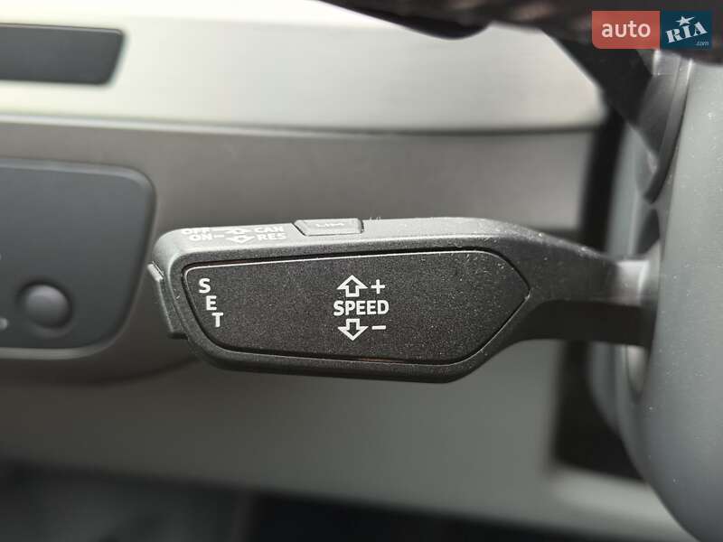 Внедорожник / Кроссовер Audi Q7 2015 в Киеве