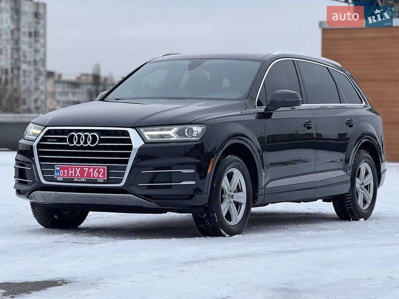 Позашляховик / Кросовер Audi Q7 2017 в Києві