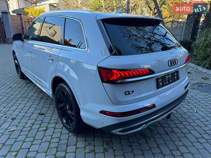 Позашляховик / Кросовер Audi Q7 2021 в Львові фото 5 Позашляховик / Кросовер Audi Q7 2021 в Львові