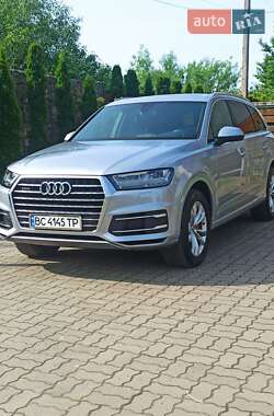 Позашляховик / Кросовер Audi Q7 2019 в Львові