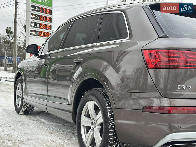 Позашляховик / Кросовер Audi Q7 2017 в Львові фото 32 Позашляховик / Кросовер Audi Q7 2017 в Львові