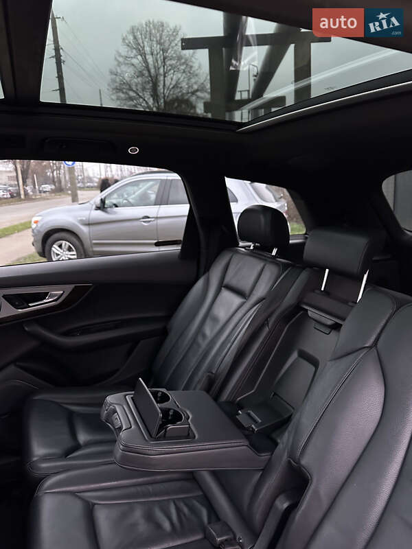 Внедорожник / Кроссовер Audi Q7 2019 в Владимире фото 20 Внедорожник / Кроссовер Audi Q7 2019 в Владимире