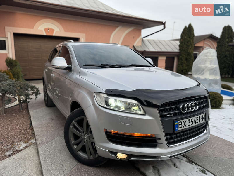 Внедорожник / Кроссовер Audi Q7 2007 в Черновцах
