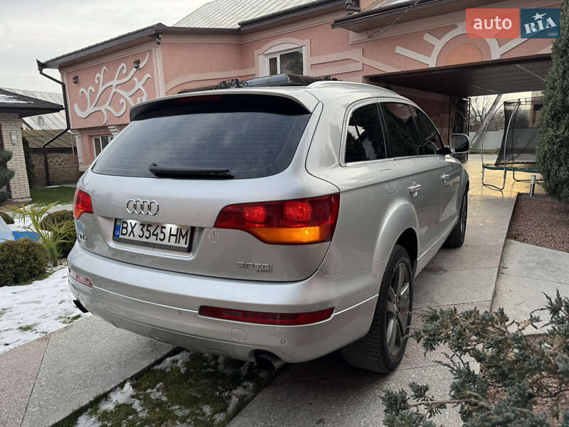 Внедорожник / Кроссовер Audi Q7 2007 в Черновцах