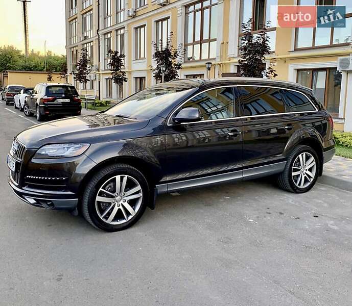 Внедорожник / Кроссовер Audi Q7 2011 в Одессе
