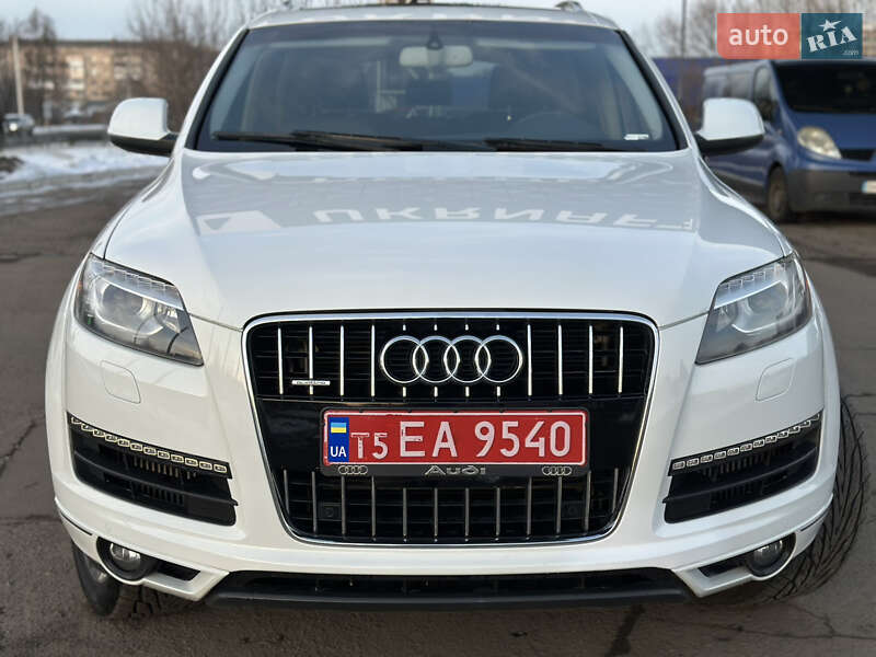 Позашляховик / Кросовер Audi Q7 2014 в Дубні