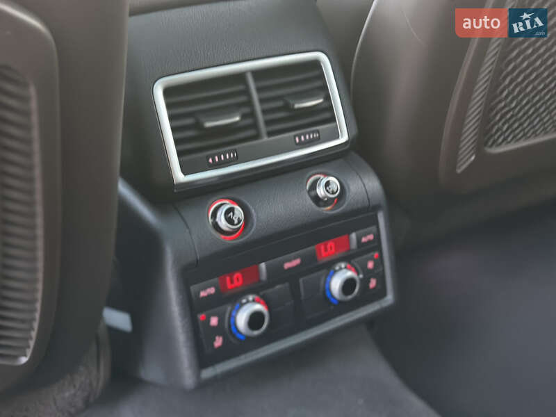 Позашляховик / Кросовер Audi Q7 2014 в Дубні