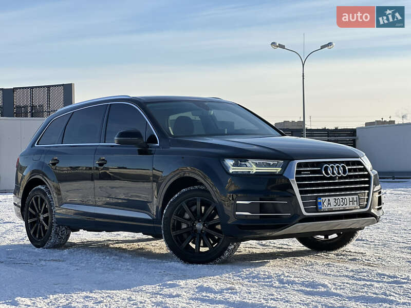Внедорожник / Кроссовер Audi Q7 2017 в Киеве