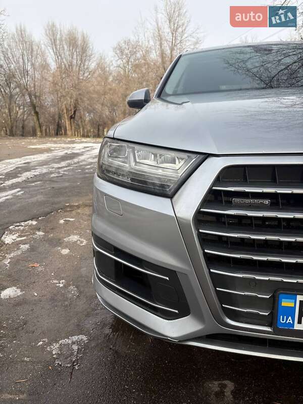 Внедорожник / Кроссовер Audi Q7 2017 в Запорожье фото 12 Внедорожник / Кроссовер Audi Q7 2017 в Запорожье