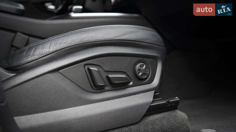 Позашляховик / Кросовер Audi Q7 2017 в Києві фото 36 Позашляховик / Кросовер Audi Q7 2017 в Києві