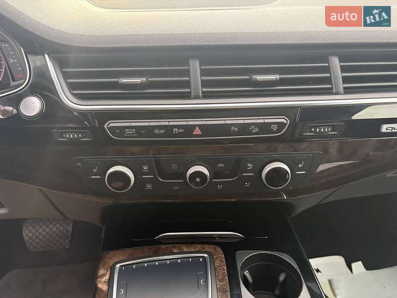 Внедорожник / Кроссовер Audi Q7 2017 в Запорожье фото 46 Внедорожник / Кроссовер Audi Q7 2017 в Запорожье