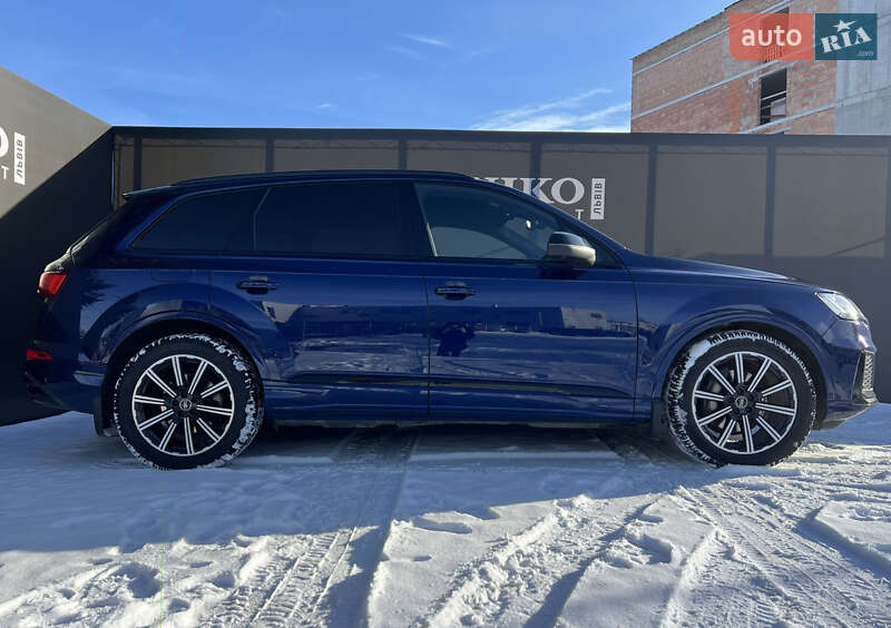 Позашляховик / Кросовер Audi Q7 2021 в Львові фото 10 Позашляховик / Кросовер Audi Q7 2021 в Львові