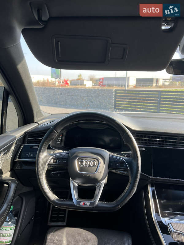 Внедорожник / Кроссовер Audi Q7 2020 в Мукачево