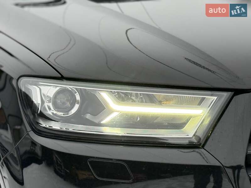 Позашляховик / Кросовер Audi Q7 2018 в Вінниці