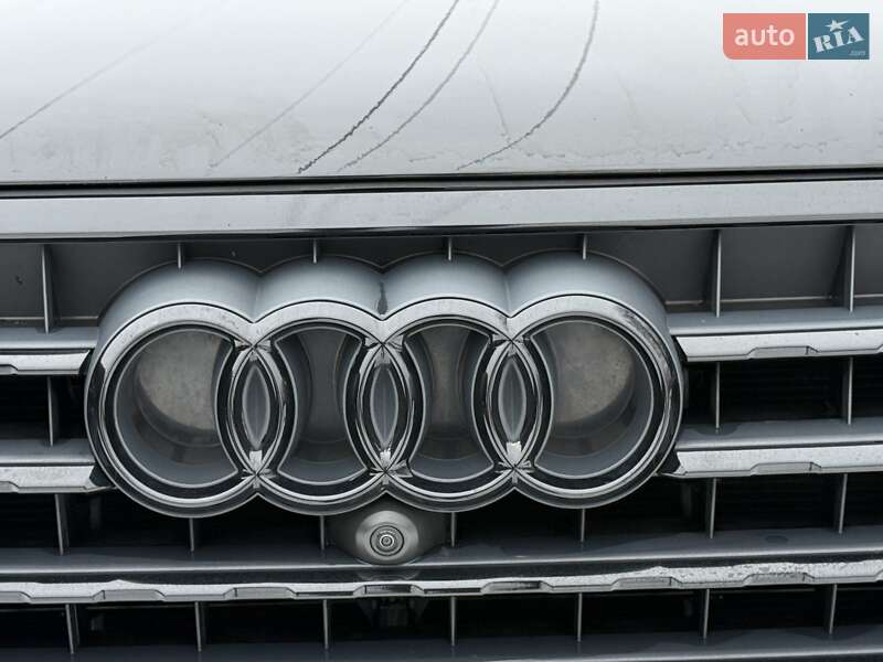 Позашляховик / Кросовер Audi Q7 2018 в Вінниці