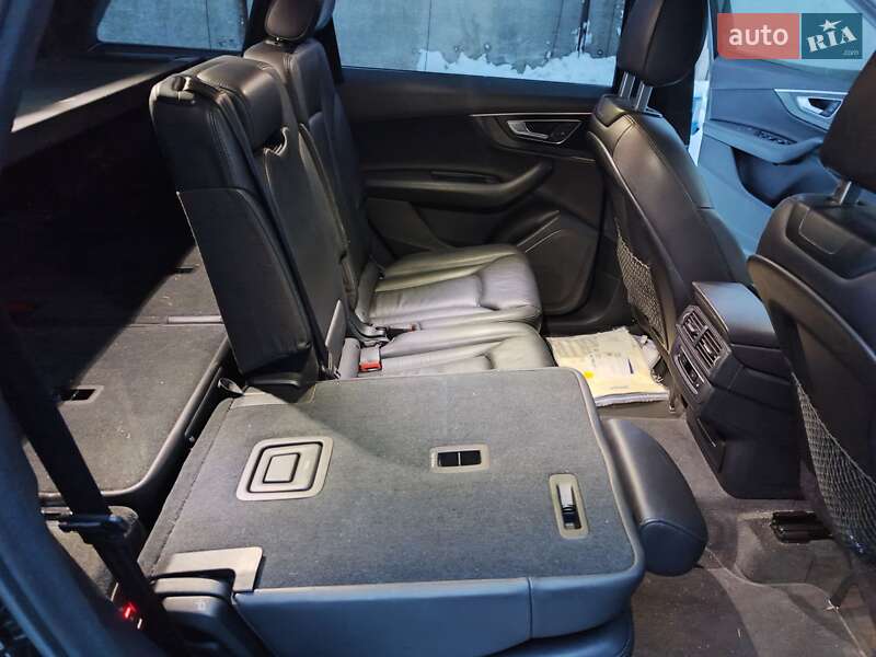 Позашляховик / Кросовер Audi Q7 2017 в Ірпені фото 11 Позашляховик / Кросовер Audi Q7 2017 в Ірпені