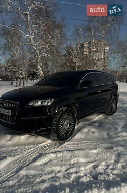 Внедорожник / Кроссовер Audi Q7 2013 в Кременчуге