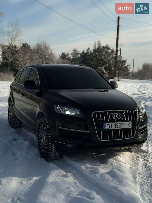 Внедорожник / Кроссовер Audi Q7 2013 в Кременчуге