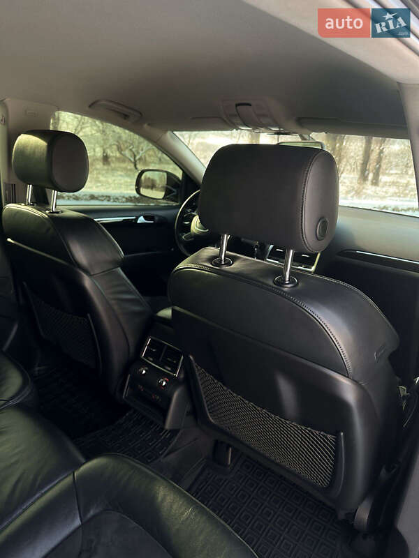 Внедорожник / Кроссовер Audi Q7 2013 в Кременчуге