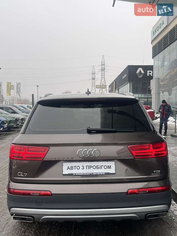 Внедорожник / Кроссовер Audi Q7 2015 в Киеве фото 7 Внедорожник / Кроссовер Audi Q7 2015 в Киеве
