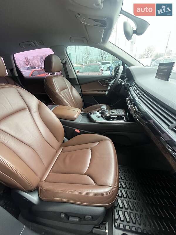 Внедорожник / Кроссовер Audi Q7 2015 в Киеве фото 13 Внедорожник / Кроссовер Audi Q7 2015 в Киеве