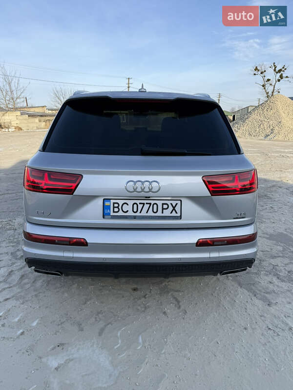 Внедорожник / Кроссовер Audi Q7 2017 в Куликове