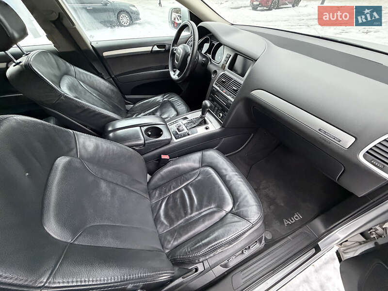 Внедорожник / Кроссовер Audi Q7 2009 в Киеве
