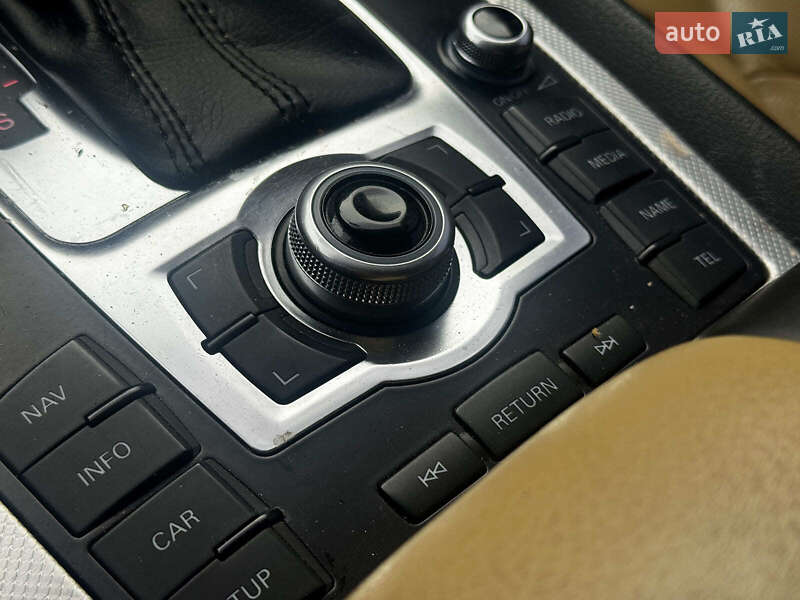 Внедорожник / Кроссовер Audi Q7 2009 в Харькове