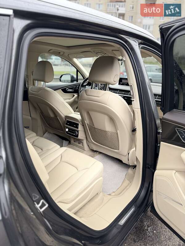 Внедорожник / Кроссовер Audi Q7 2019 в Ковеле