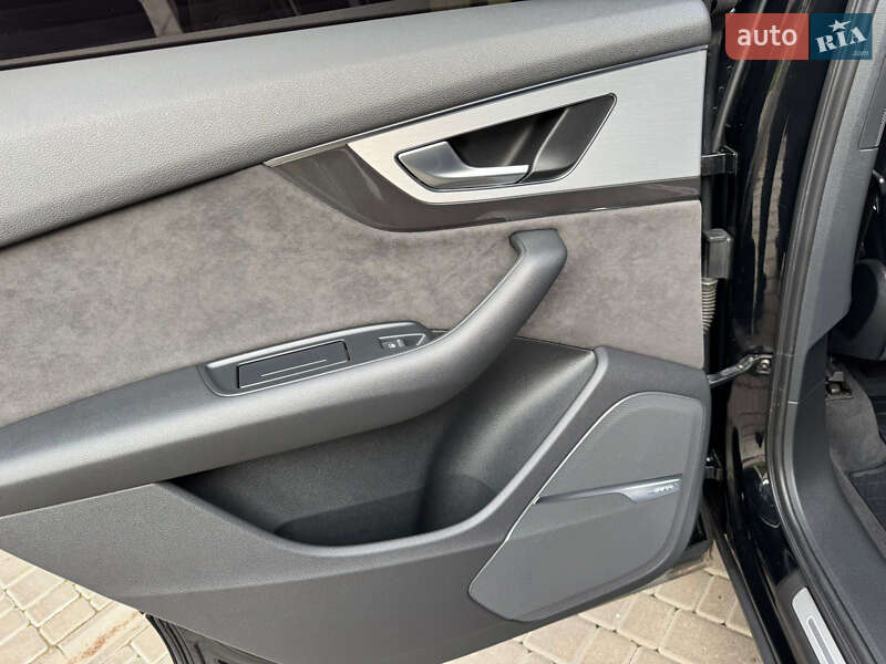 Внедорожник / Кроссовер Audi Q7 2018 в Одессе