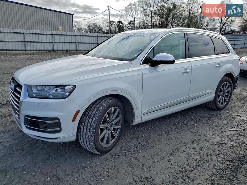 Позашляховик / Кросовер Audi Q7 2018 в Львові