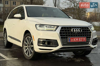 Позашляховик / Кросовер Audi Q7 2017 в Кам'янському