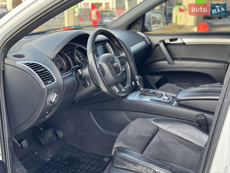 Внедорожник / Кроссовер Audi Q7 2010 в Житомире