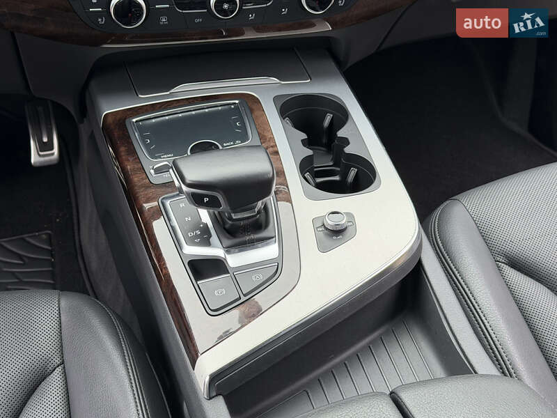 Внедорожник / Кроссовер Audi Q7 2016 в Одессе фото 39 Внедорожник / Кроссовер Audi Q7 2016 в Одессе