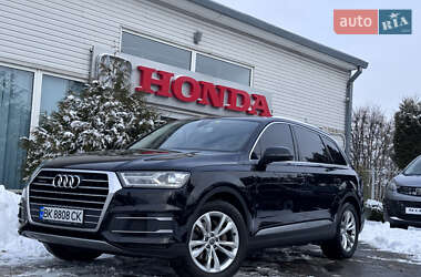 Внедорожник / Кроссовер Audi Q7 2016 в Ровно
