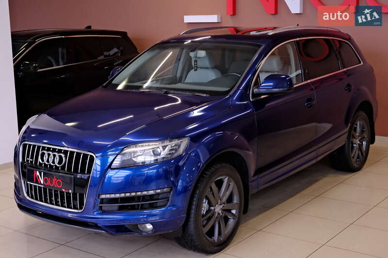 Позашляховик / Кросовер Audi Q7 2015 в Одесі