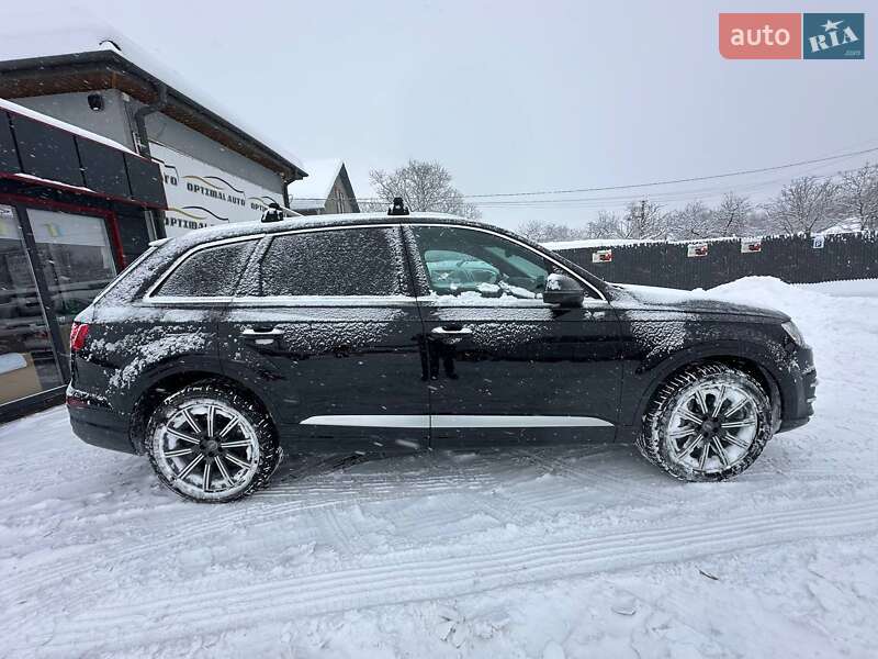 Внедорожник / Кроссовер Audi Q7 2017 в Львове