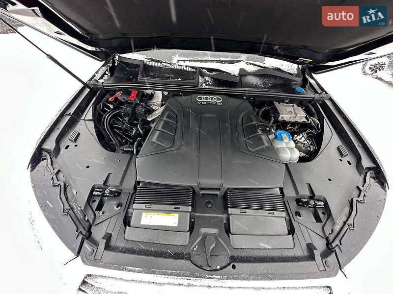 Внедорожник / Кроссовер Audi Q7 2017 в Львове
