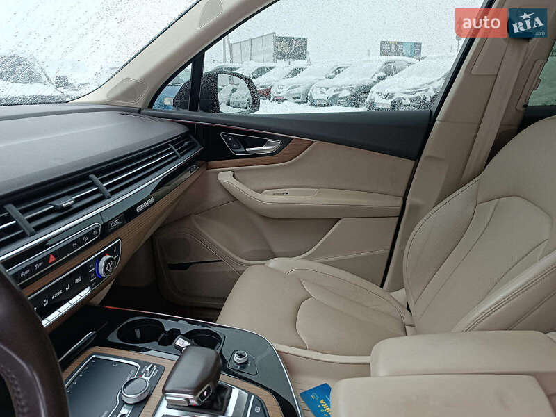 Внедорожник / Кроссовер Audi Q7 2018 в Львове