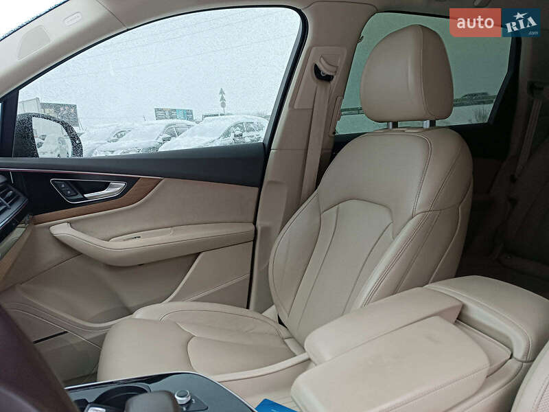 Внедорожник / Кроссовер Audi Q7 2018 в Львове