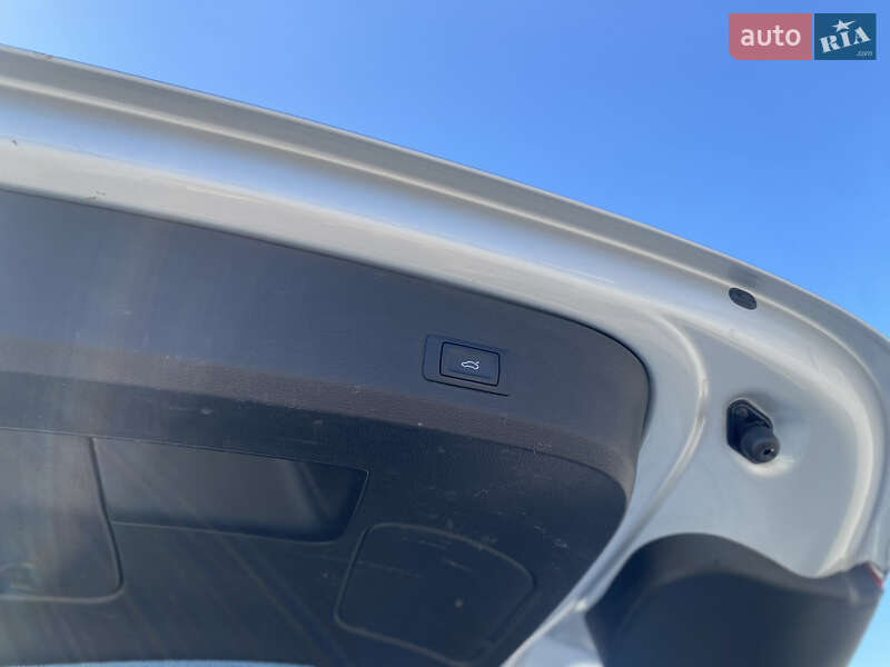 Внедорожник / Кроссовер Audi Q7 2013 в Тернополе