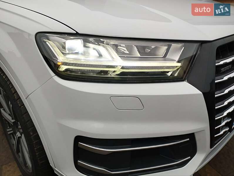 Внедорожник / Кроссовер Audi Q7 2016 в Тернополе
