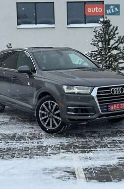 Внедорожник / Кроссовер Audi Q7 2018 в Луцке