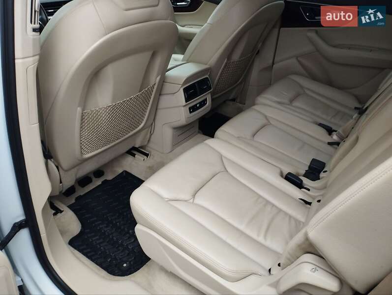 Внедорожник / Кроссовер Audi Q7 2016 в Тернополе