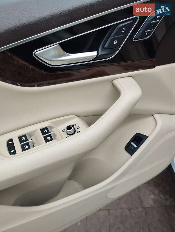 Внедорожник / Кроссовер Audi Q7 2016 в Тернополе