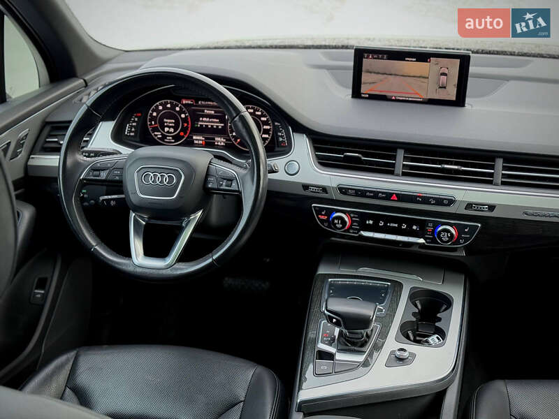 Внедорожник / Кроссовер Audi Q7 2018 в Киеве