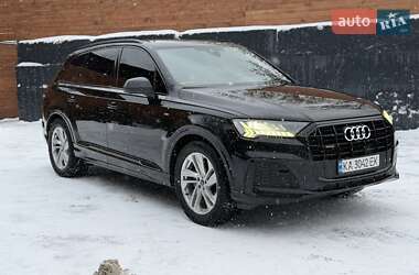 Внедорожник / Кроссовер Audi Q7 2021 в Киеве