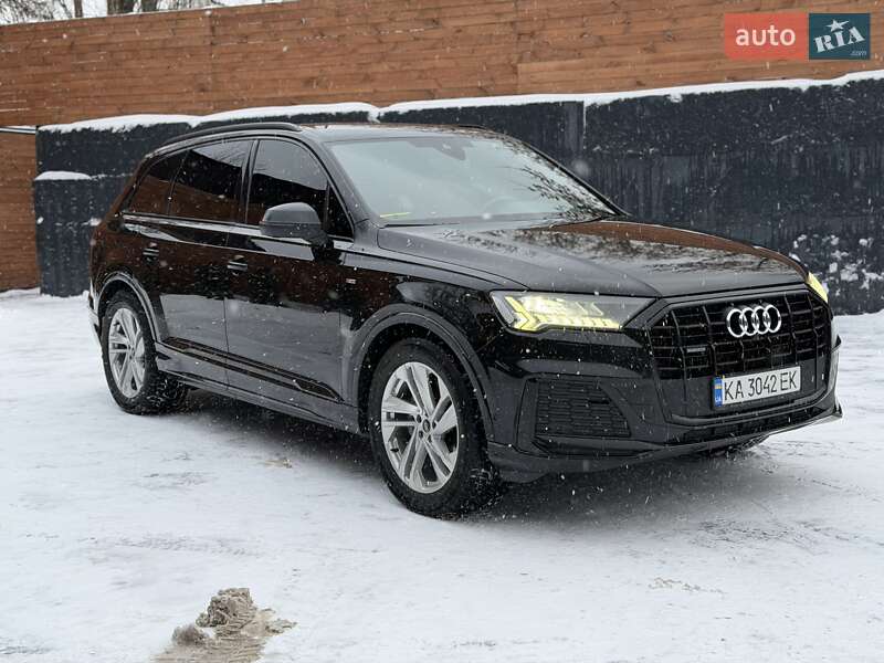 Audi Q7 2021